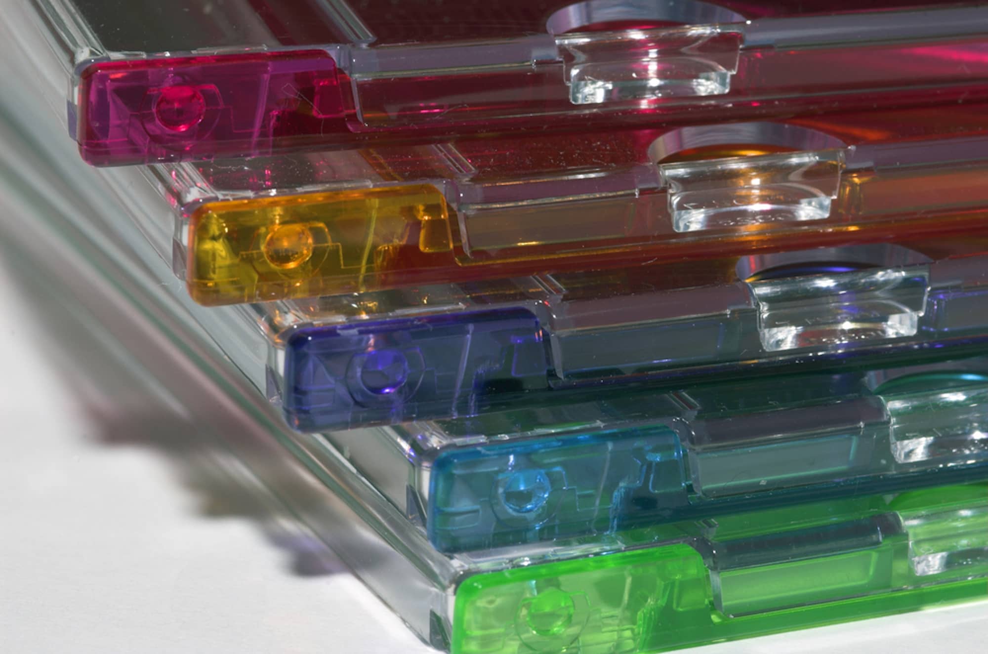 colored polystyrene containers